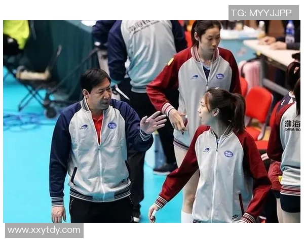 上海排球队团队协作引发热议球迷对战术配合和球员默契提出质疑