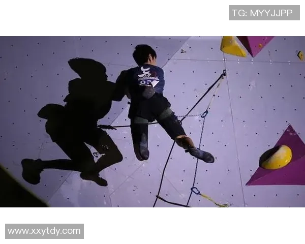 西安攀岩队与成都攀岩队赛后复盘分析团队配合与战术策略 西安攀岩队与成都攀岩队赛后复盘分析团队配合与战术策略