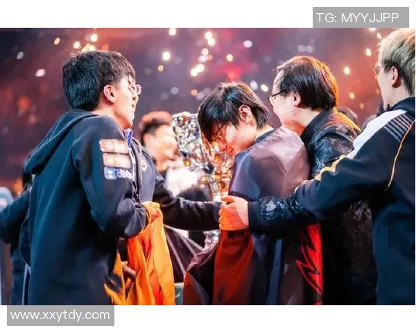 最新CSGO团队协作排行榜揭晓FPX强势夺冠引发关注